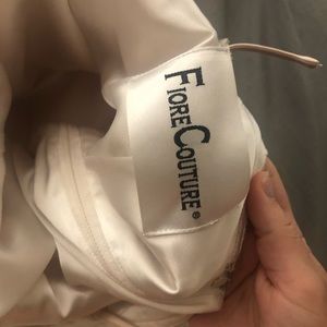 Size 10 wedding dress - never worn.